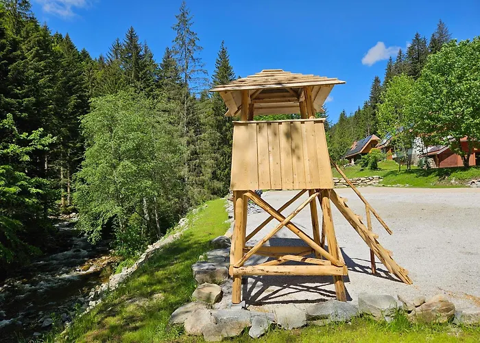 Glamping Tent Water Village Rogla אוהל מפואר Oplotnica